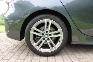BMW 1 Serie 118i High Executive M-Sport  | Panodak | Stoelverw. | LED | DAB | Camera | BTW | / 12