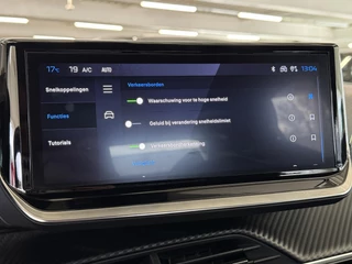 Peugeot 2008 1.2 Hybrid 145 GT | Automaat |145PK | Airco-Ecc | LM-Velgen | PDC | Navigatie | Camera | Cruise | Carplay | DAB | ( Vestiging - Vianen Tel:0347-371248 ) / 29