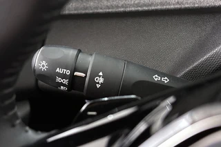 Peugeot 308 SW 1.2 Hybrid 145 e-DCS6 Allure / 36
