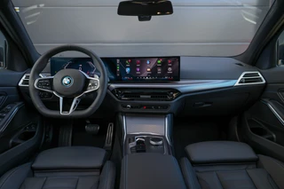 BMW 3 Series 330e | BTW | M-SPORT | ACC | HUD | 360 | MEMORY | KEYLESS | ELEK KOFFERKLEP | / 27
