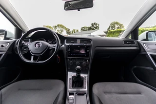 Volkswagen Golf 1.0 TSI Comfortline  | Carplay | ACC | Stoel verw. / 22
