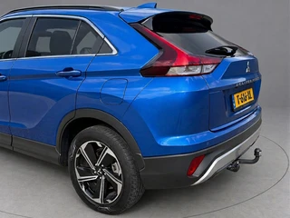Mitsubishi Eclipse Cross 2.4 PHEV Intense+, trekhaak, stoelverwarming, achteruitrijcamera, vele opties / 21