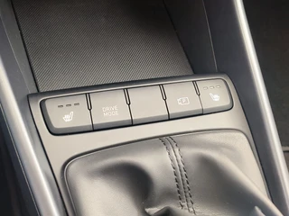 Hyundai Bayon 1.0 T-GDI Comfort Smart  Rijklaar + Fabrieksgarantie “Sinds 1970 | 5.000+ reviews | Score 9,5 | Service zoals ’t hoort” Henk Jongen Auto's in Helmond,  al 50 jaar service zoals 't hoort! / 16
