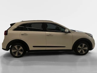 Kia Niro 1.6 GDi Hybrid DynamicLine | Climate Control | Cruise Control | Camera | Navigatie | Bluetooth | / 6