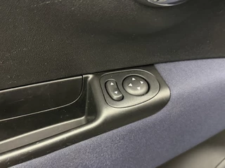 Fiat 500 1.0 Hybrid Club Cruise Control | ClimaTronic / 17