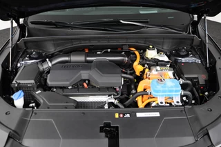 Kia Sorento 1.6 T-GDi Plug-in Hybrid 4WD ExecutiveLine 7p Nieuw en Direct leverbaar! - - Stoel/Stuurverwarming - 1700kg trekgewicht - Apple Carplay - Android Auto - Panorama Dak - - Fabrieksgarantie tot 2033 / 36
