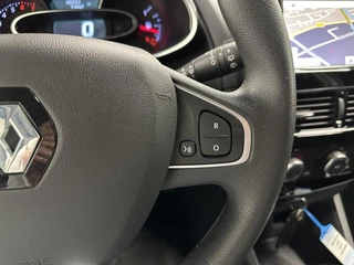 Renault Clio Estate 0.9 TCe Limited CRUISE NAVI CARPLAY. / 20