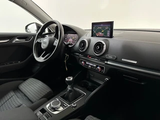 Audi A3 35 1.5TFSI 110KW/150PK DIGI DASH/PANODAK/TREKHAAK / 71