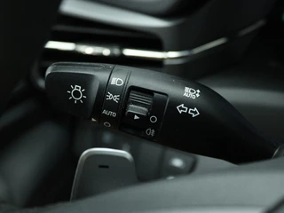 Hyundai IONIQ 1.6 GDi PHEV Comfort Carplay navigatie | Trekhaak | Camera | S / 22