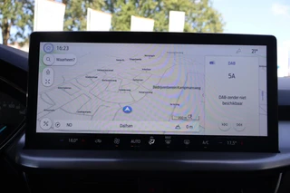 Ford Focus Wagon HYBRID 155PK TITANIUM-X NL-AUTO 1E EIGENAAR PARK.SENSOREN NAVI APPLE/ANDROID ALL SEASONS / 29