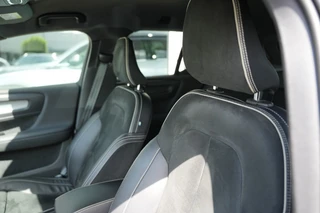 Volvo XC40 1.5 T4 RECH R-DESIGN Camera,Carplay, Harman Kardon / 2