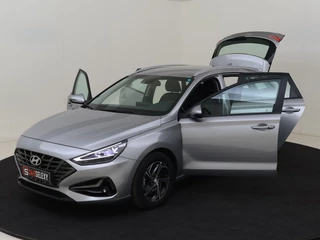 Hyundai i30 Wagon 1.0 T-GDi MHEV Advanced | Automaat | Trekhaak | Apple Carplay/Android Auto | Camera | Winterpack / 30