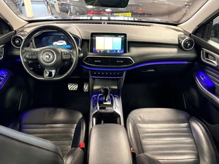 MG EHS 1.5 TGDI Luxury / Leder / Panoramadak / 360camera / 20