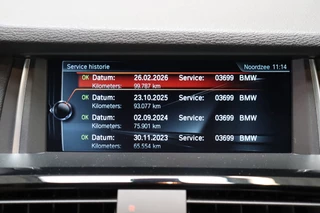 BMW X3 xDrive20i High Executive M Sport Pakket Automaat  / Navigatiesysteem Professional / Leder / Trekhaak / 18 Inch / Xenon / Stoelverwarming / Climate Control / Parkeersensoren voor+achter / Lichtpakket / Cruise Control / 24