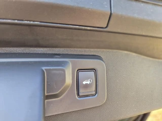 Mitsubishi Eclipse Cross Instyle 87 kWh / 11