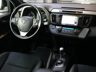 Toyota RAV4 2.5 Hybrid Executive Business / 22
