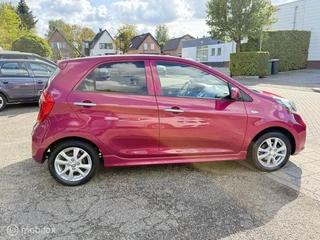 Kia Picanto 1.2 CVVT World Cup Ed. AIRCO 5DRS STOEL+STU.VERW / 7