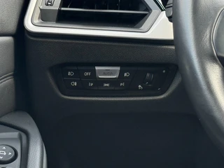 BMW 3-serie Touring 320e Business Edition Plus | Camera | Laser | Stoelverwarming | Carplay | / 17