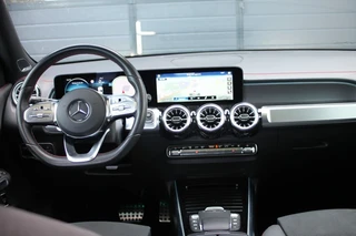 Mercedes-Benz EQB 250+ AMG LINE 7P. / 36