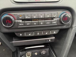 Kia XCeed 1.5 T-GDI MHEV ExecutiveLine | Airco | Navi | Camera | Stoelverwarming | Panoramadak | Stoelventilatie | Elektrische stoelen | / 13