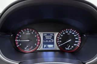 Suzuki Vitara 1.4 S | Trekhaak l Climate Control l Bluetooth l LED l Camera l PDC Voor & Achter l Stoelverwarming l Lichtmetalen Velgen / 34