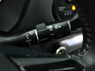 Toyota Yaris 1.5 Hybrid Active | Navigatie | Camera | Cruise control / 28