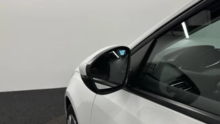 Peugeot 308 SW 1.2 PureTech Blue Lease CARPLAY NAVI CRUISE ECC. / 21