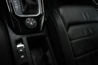 Volkswagen T-Roc 2.0 TSI 4Motion R | PANORAMADAK | BEATS | AKRAPOVIC UITLAAT | CAMERA | TREKHAAK / 40