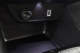 Opel Corsa 1.2 Turbo Hybrid Yes Automaat Stuur-Stoelverwarming Apple CarPlay LED Koplampen / 34