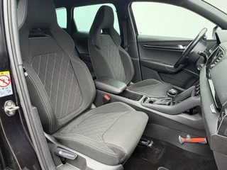Škoda Karoq 1.5 TSI ACT Sportline Business Trekhaak Adap.Cruise Camera Stoelverw Orig.NL Voll.Onderhouden! / 18