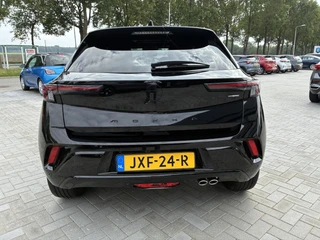 Opel Mokka 1.2 Turbo 145Pk Hybrid GS Automaat | Climate control | Achteruitrij Camera | Elektrisch Pakket | Apple Carplay/Android Auto | Cruise control | Verwarmbaar stuurwiel | 17"LM-Velgen / 7
