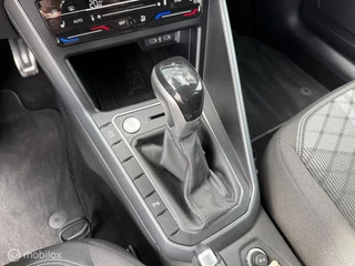 Volkswagen Taigo 1.0 TSI R-Line Business / CarPlay / Camera / 28