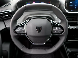 Peugeot e-2008 EV Allure 54 kWh - Private lease 549 pm / 18