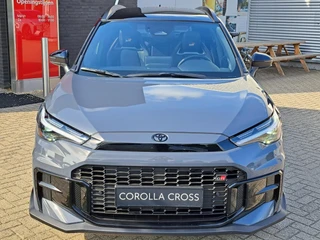 Toyota Corolla Cross Hybrid 180 GR Sport NIEUW! PLUS PACK STOEL/STUURWIELVERWARMING ELEK. ACHTERKLEP / 5
