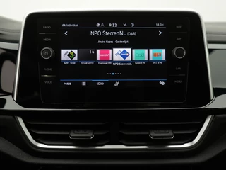 Volkswagen T-Roc 1.5 TSI R-Line Camera | Private lease 584 pm / 20