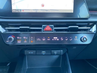 Kia Niro 1.6 GDi Hybrid DynamicLine | Climate control | LM velgen | Elektr. bestuurdersstoel | Dodehoekdetectie | Navigatie | Parkeercamera | Cruise control / 25