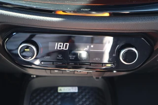 Toyota Aygo X LIMITED JBL-AUDIO STOELVERWARMING KEYLESS PARK-SENSOREN 18"LMV APPLE/ANDROID LED CLIMA CAMERA AD-CRUISE NL-AUTO / 33