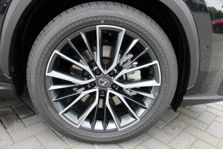 Lexus NX 450h+ AWD President Line DIRECT LEVERBAAR PANO-DAK MARK-LEVINSON STOELVENT EL-STOEL + GEHEUGEN QUAD-LED / 12