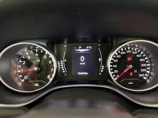 Jeep Compass 1.3T Night Eagle Liberty Edition | Apple/Android | Dealer-Onderhouden | Trekhaak / 21