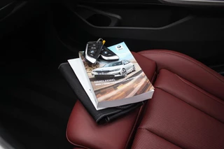 BMW 3-serie Touring 330e High Executive | 1e eigenaar | BTW auto | M-sport stuur | HiFi audio | Sportstoelen | Cruise control adaptief | Grootlichtassistent | Active Guard Plus / 41