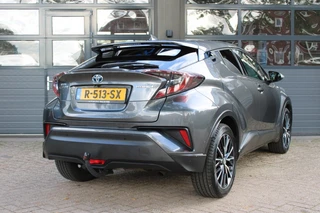 Toyota C-HR 1.8 HYBRID PREMIUM Stoel/stuurverwarming , Afn. Trekhaak / led. / 9