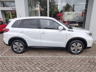 Suzuki Vitara 1.4 BOOSTERJET SMART HYBRID SELECT  Keyless | Camera | Stoelverwarming | Navi / 7