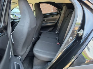 Toyota Aygo X 1.0 VVT-i MT first AD-CRUISE APPLE/ANDROID DONKERE RAMEN LM-VELGEN DAB+ NL-AUTO / 14