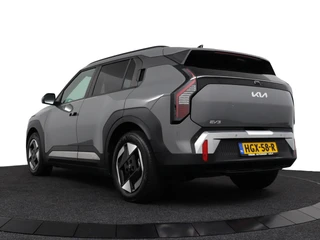 Kia EV3 Plus 81.4 kWh  - SOH 98,8% - Stoel/stuurwiel verwarming - Adaptieve Cruisecontrole - LED lampen - V2L - Fabrieksgarantie tot en met 03-2032 / 7