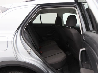 Volkswagen T-Roc 1.0 TSi 110 Pk Life | Adaptive Cruise | Airco | Camera | CarPlay | 17 Inch | 60.043 Km !! / 34