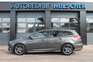 Ford Focus 1.5 ST-LINE **NL-Auto** 150pk / 4