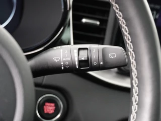 Kia XCeed 1.5 T-GDi GT-Line  - Automaat - Panorama dak - Stoel/Stuur verwarming - Navigatie - Climate Control - Achteruitrijcamera - Elektrische Achterklep - 7 jaar of 150.000km Fabrieksgarantie / 26