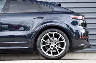 Porsche Cayenne Coupé 3.0 E-Hybrid Platinum Edition SportDesign  | Panorama | Bose | Trekhaak elektr. | Stoelventilatie | 21'' Wielen | / 36
