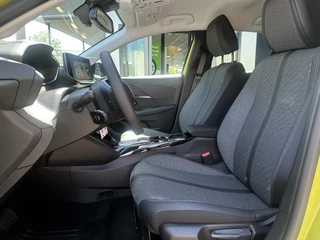 Peugeot 208 1.2 Hybrid 110 e-DCS6 Allure | Climate Control | Navigatie | Full LED | DAB | Parkeercamera/-sensoren | Apple Carplay/Android Auto | Dode hoekdetectie | Lichtmetalen velgen | / 9