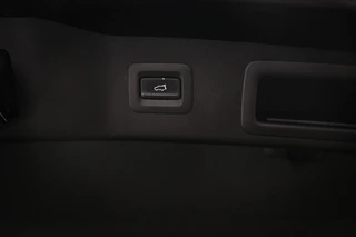 Mazda CX-5 2.0 SkyActiv-G 165 Skylease+ | ACHTERBANKVERWARMING | HEAD UP | DAB | 360 CAMERA | TREKHAAK | 19" / 17